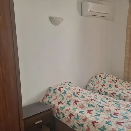Pensiune Къща За Гости Ravda 3*